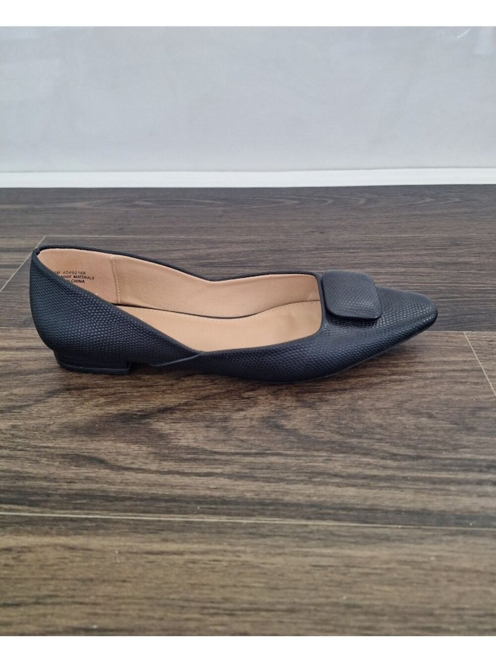 💙 C Comfort Black Textured Pointed Toe Flats Size 8 Preppy Comfy Minimalist